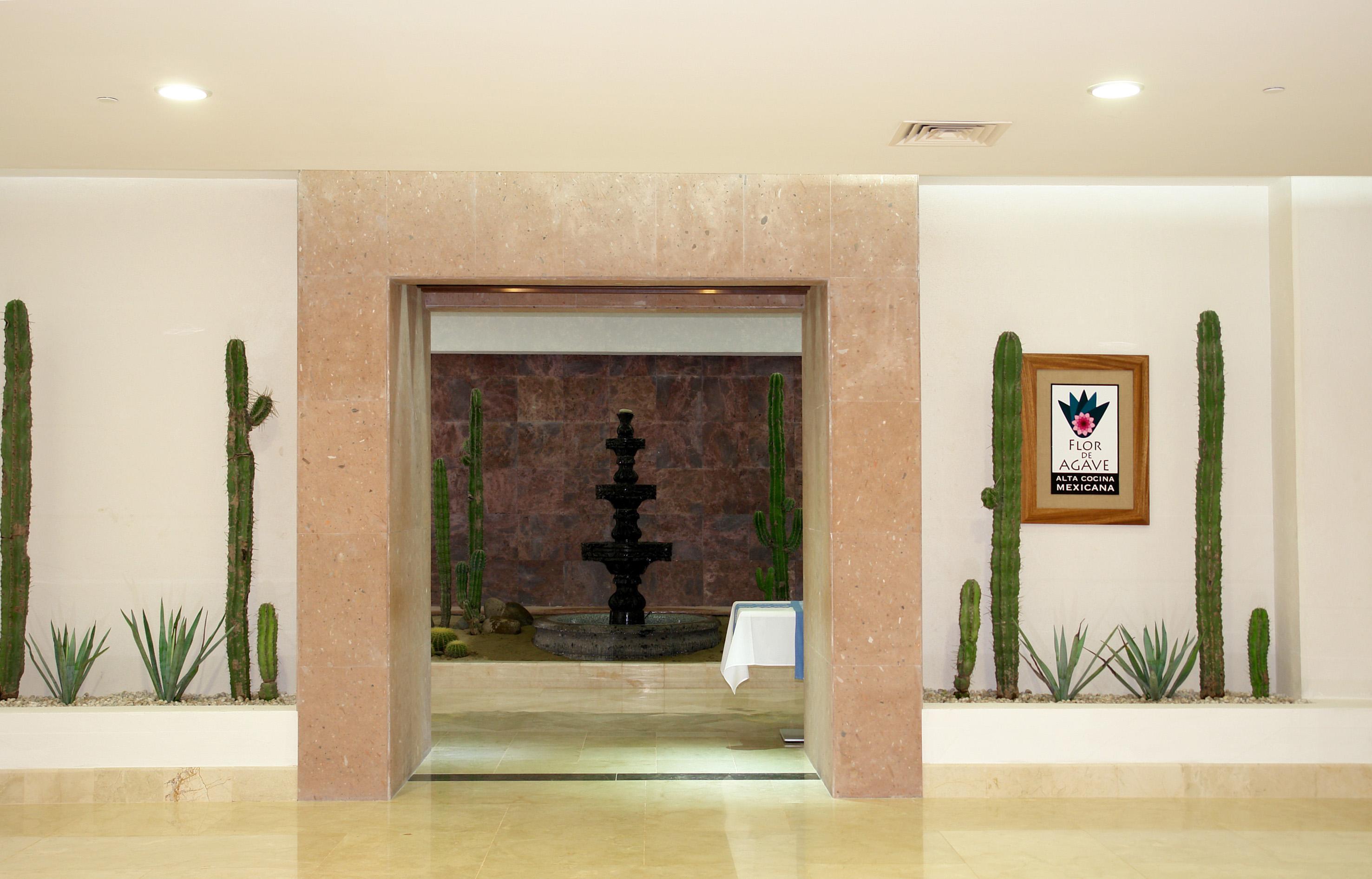 Azul Ixtapa Grand All Inclusive Suites - Spa & Convention Center Buitenkant foto Entrance to the hotel